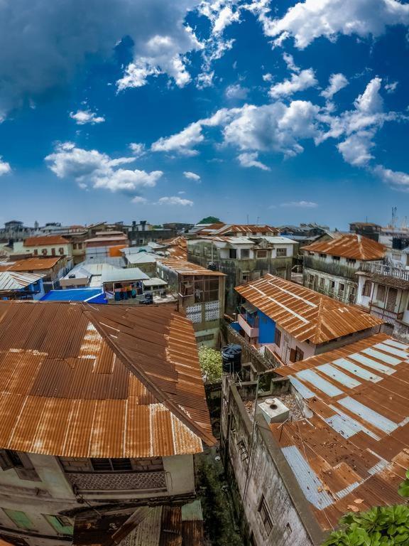 Red Sun Lodge Kokoni Ngambo Екстериор снимка